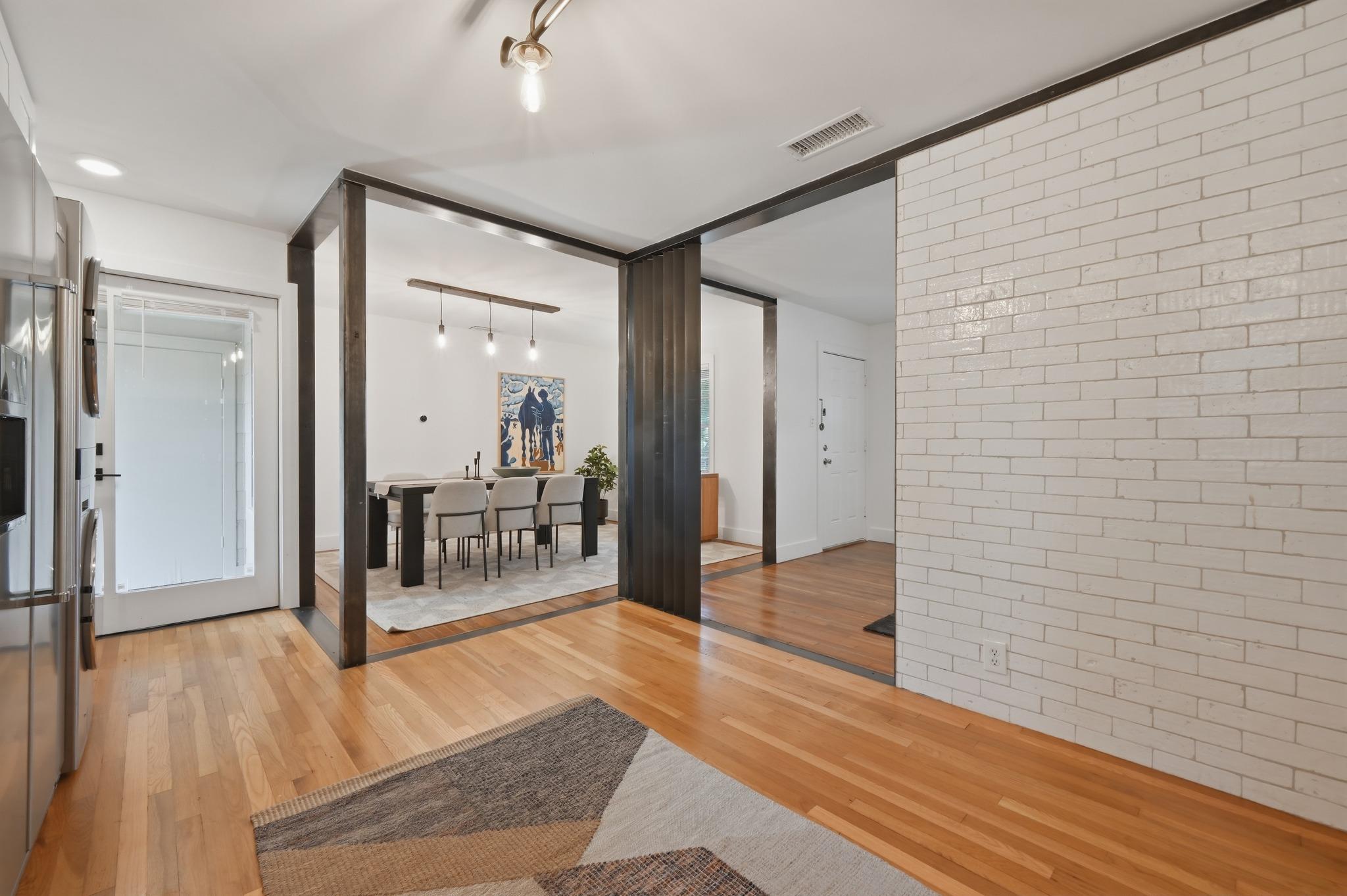 820 Bois D'Arc St, Lockhart, TX 78644