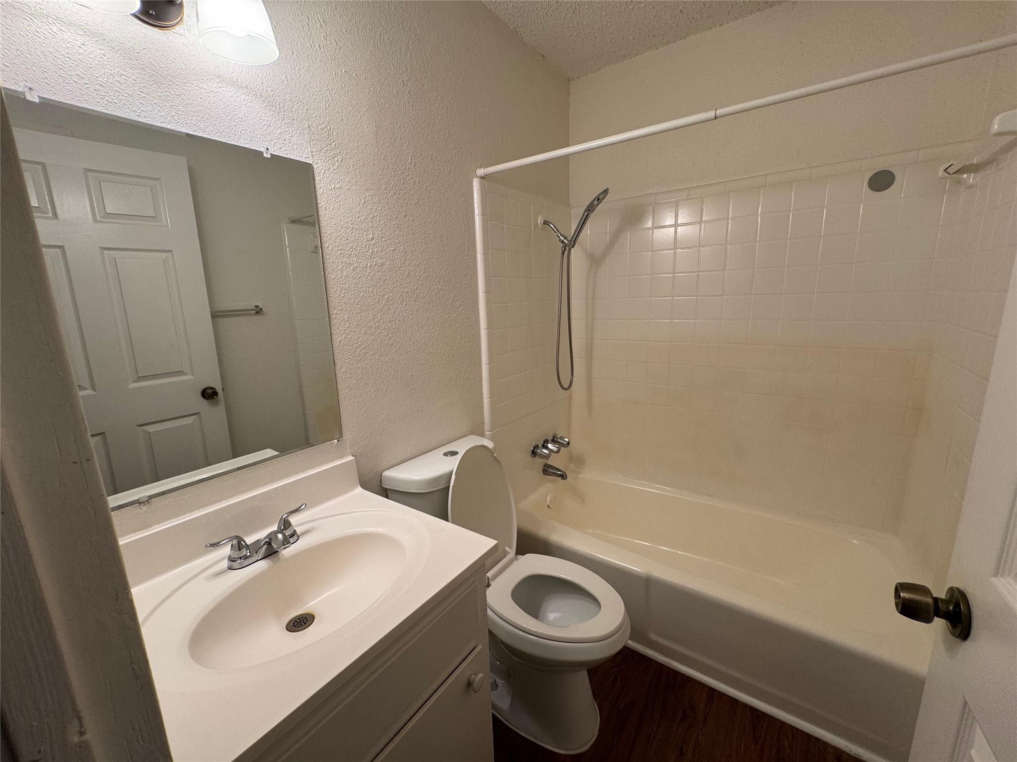4904 West Wind Trl # 102, Austin, TX 78745