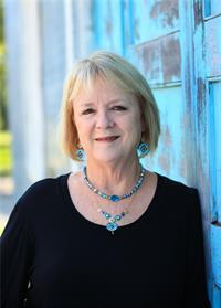 Paula Brent