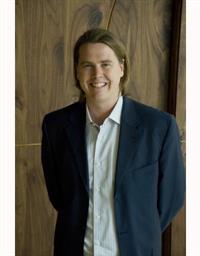 Kevin Burns