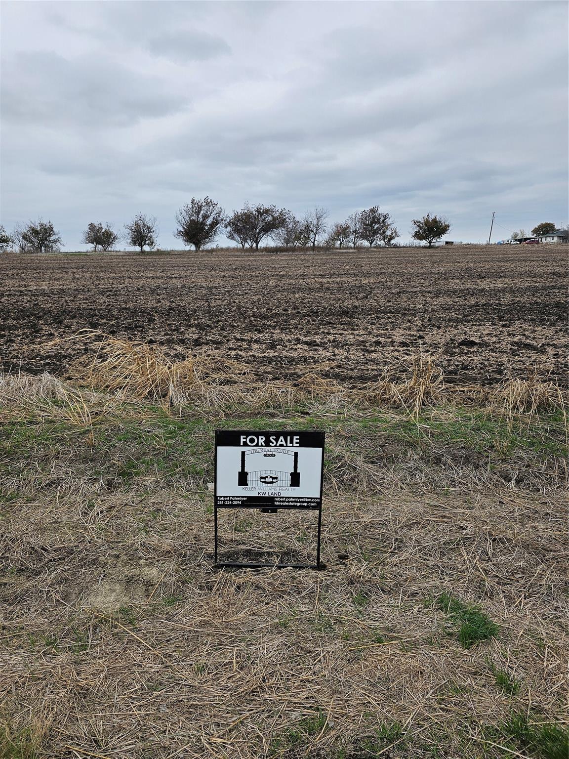 13000 Romberg Rd, Holland, TX 76534