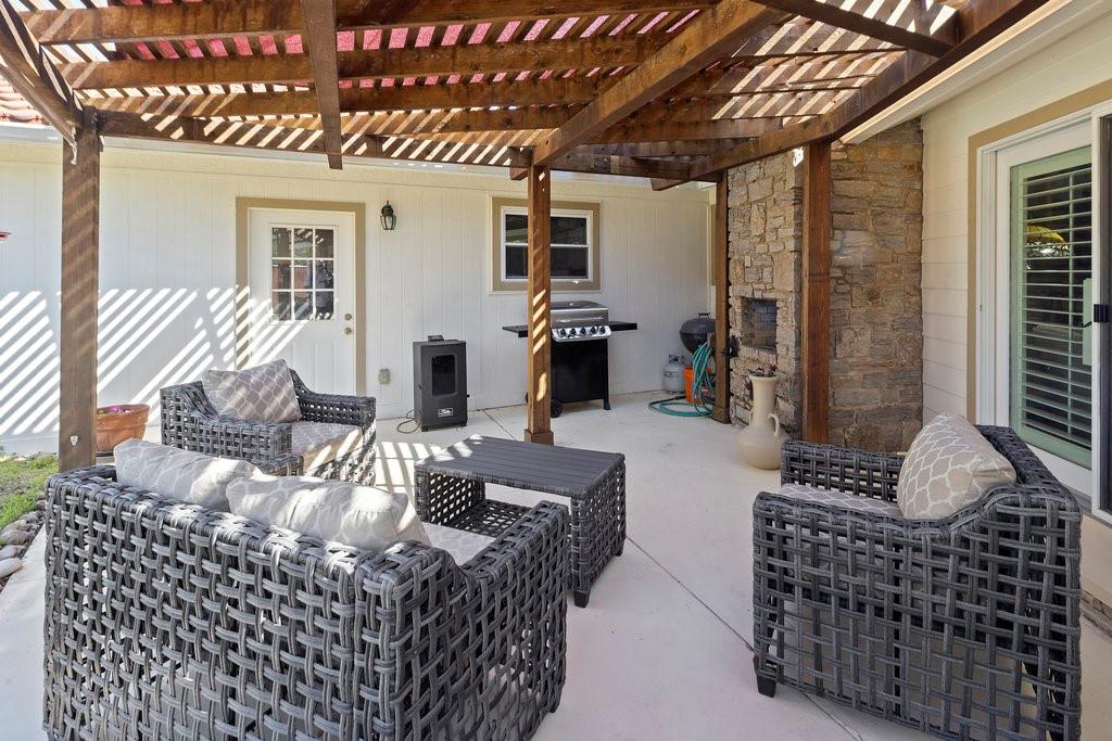 408 Silver Spur, Horseshoe Bay, TX 78657