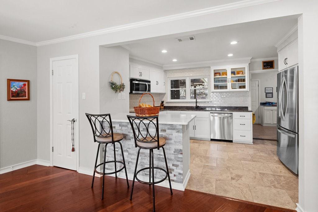 408 Silver Spur, Horseshoe Bay, TX 78657