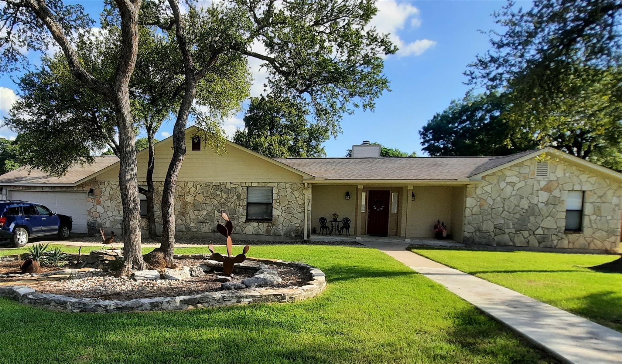 20 Saddle Rock Rdg, Wimberley, TX 78676