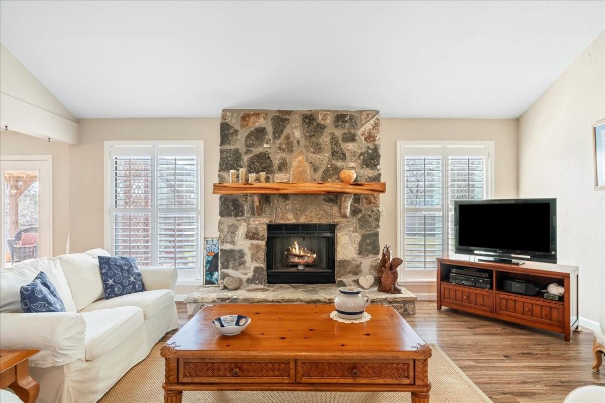 20 Saddle Rock Rdg, Wimberley, TX 78676