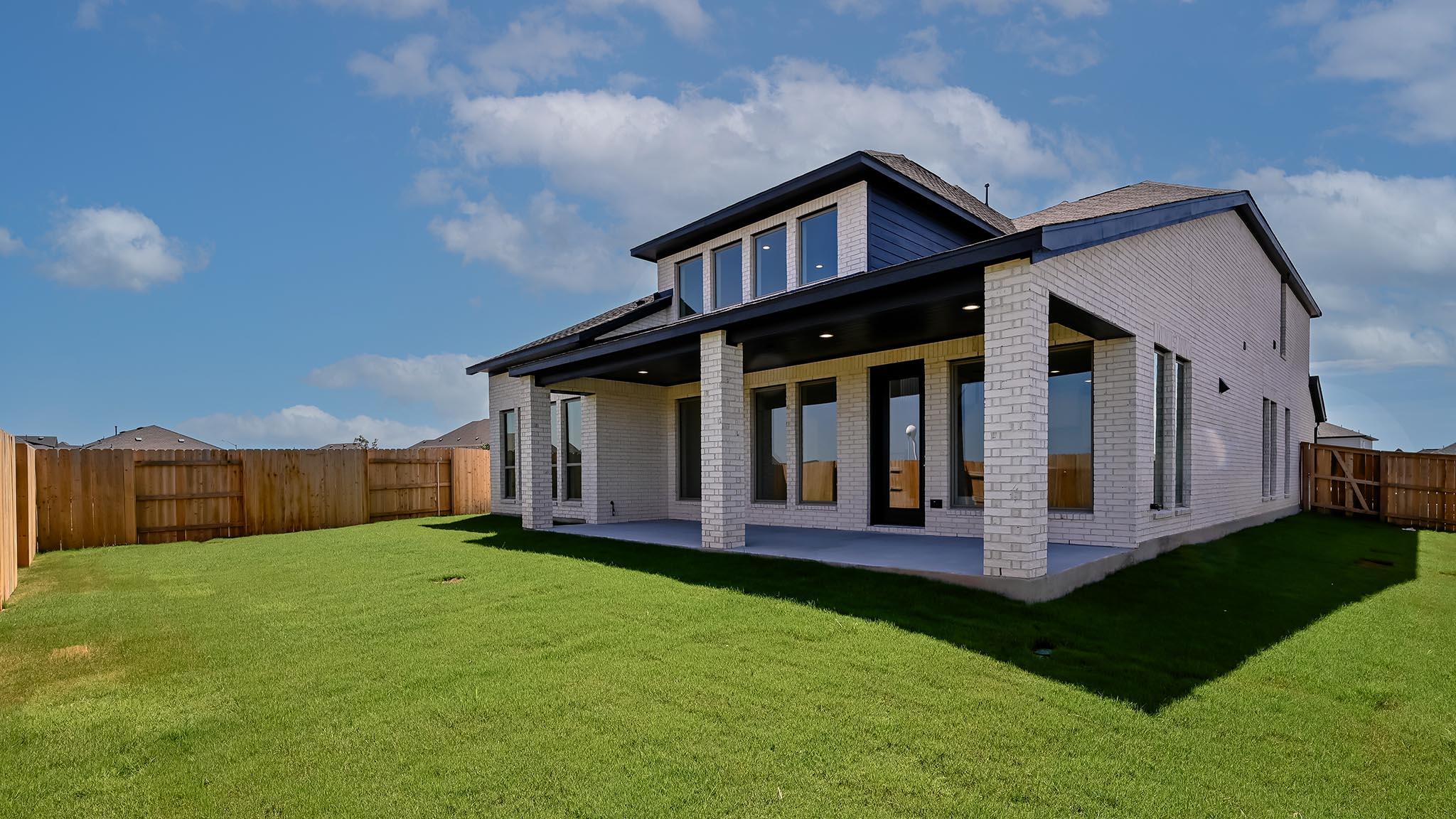 448 Bay Breeze Dr, Kyle, TX 78640
