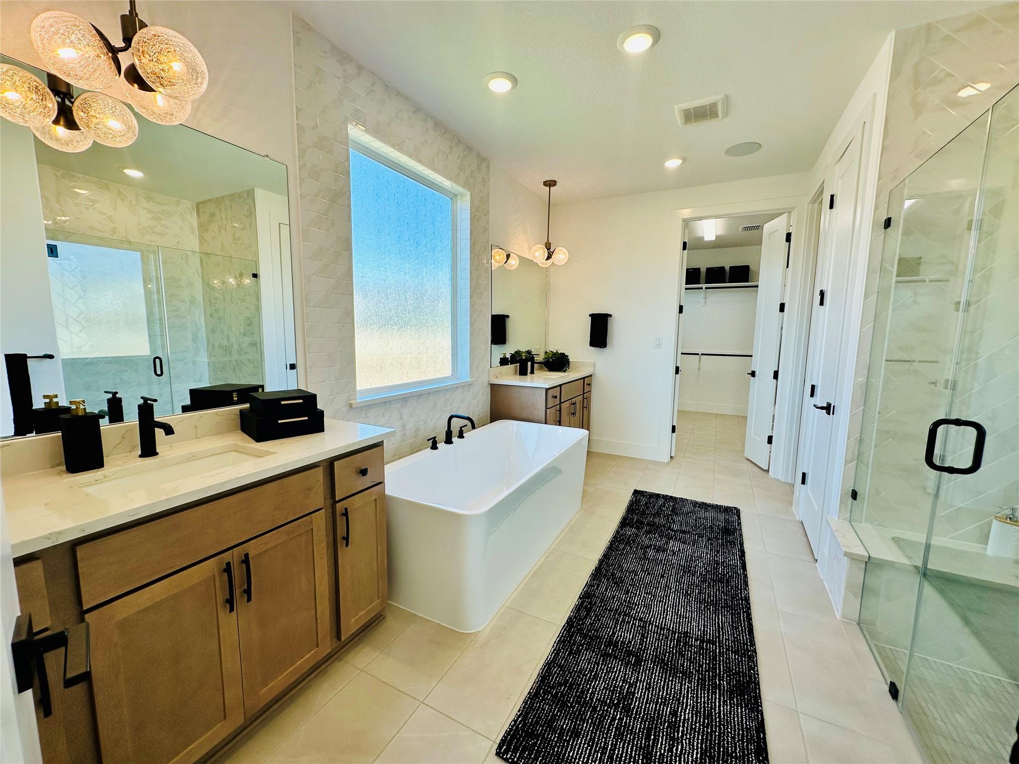 1603 Headwaters Blvd, Dripping Springs, TX 78620