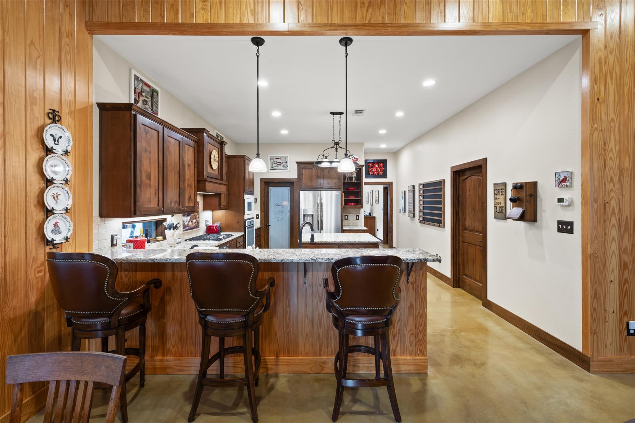 1241 Sandy Oaks Ranch Rd, Johnson City, TX 78636