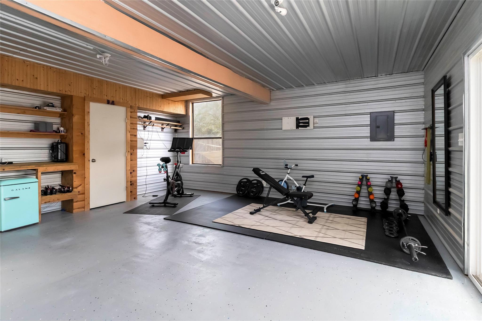 208 Old Potato Rd, Paige, TX 78659