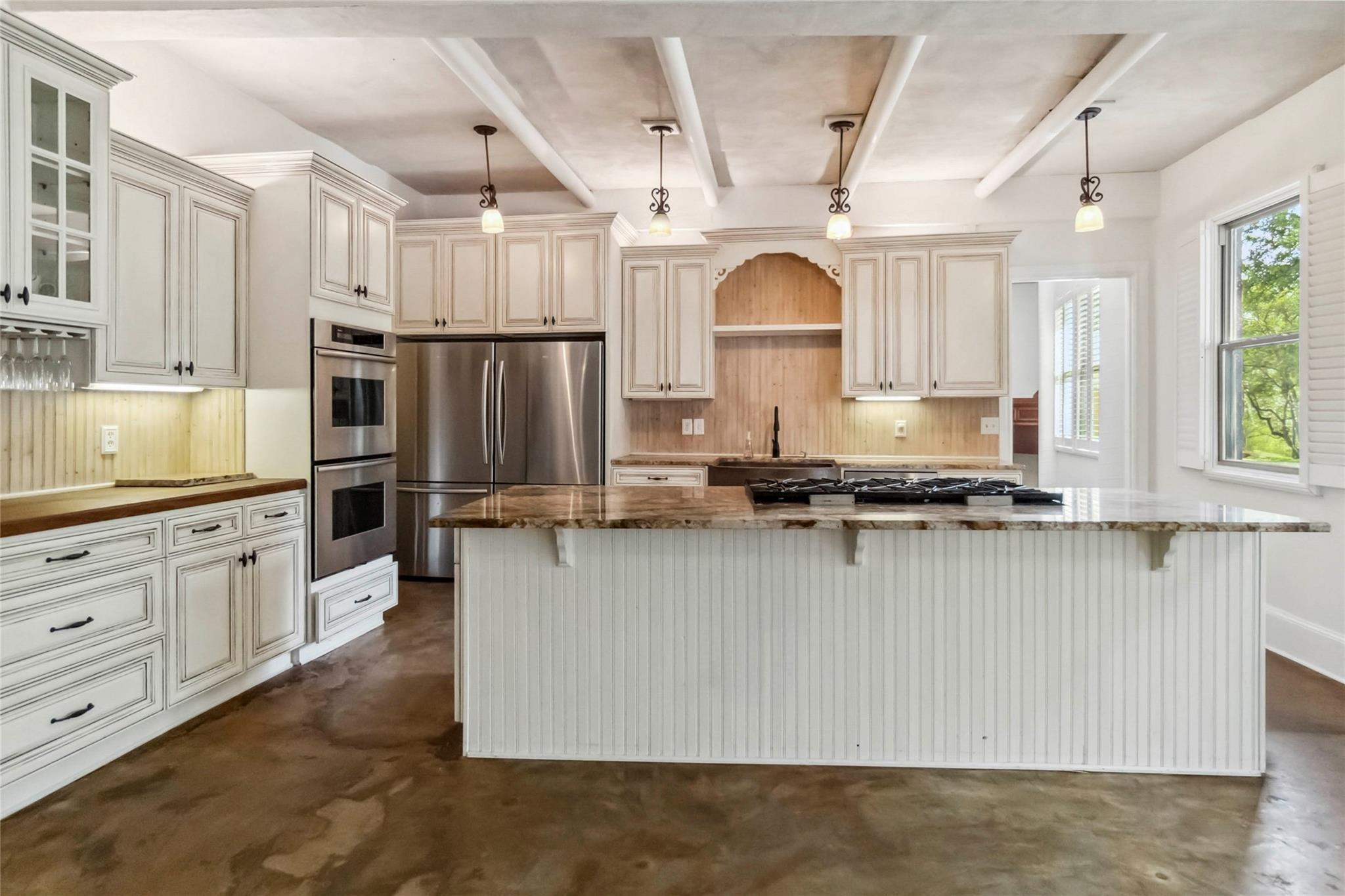 208 Old Potato Rd, Paige, TX 78659