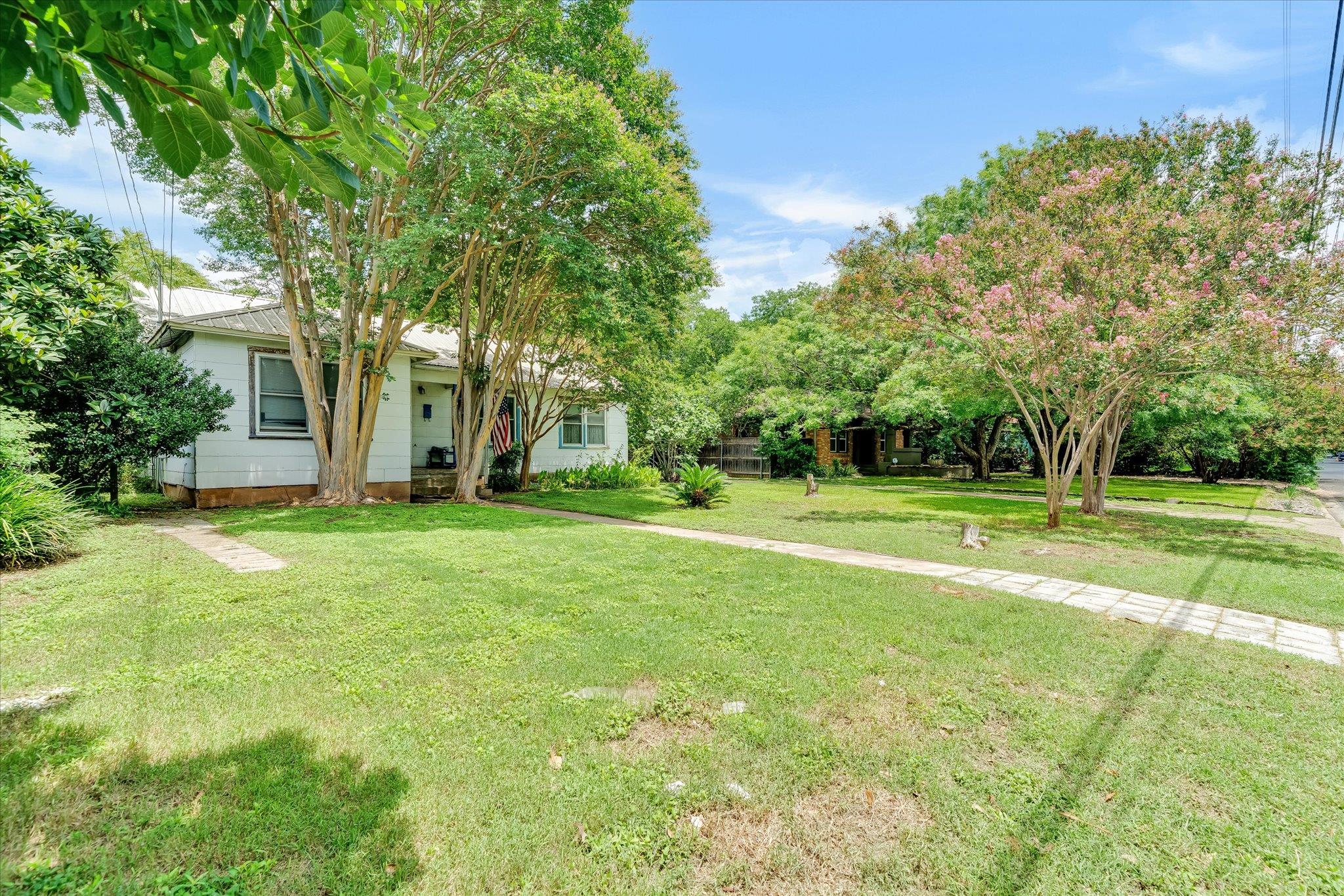 1206 Ruth Ave, Austin, TX 78757