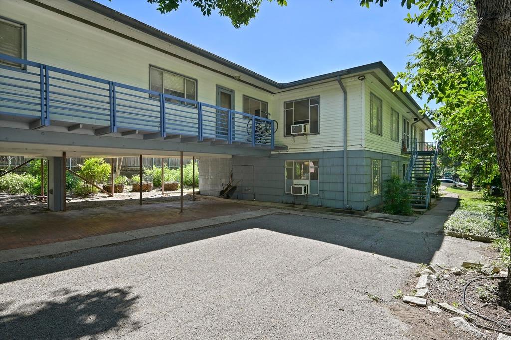 1300 and 1302 Norwalk Ln, Austin, TX 78703