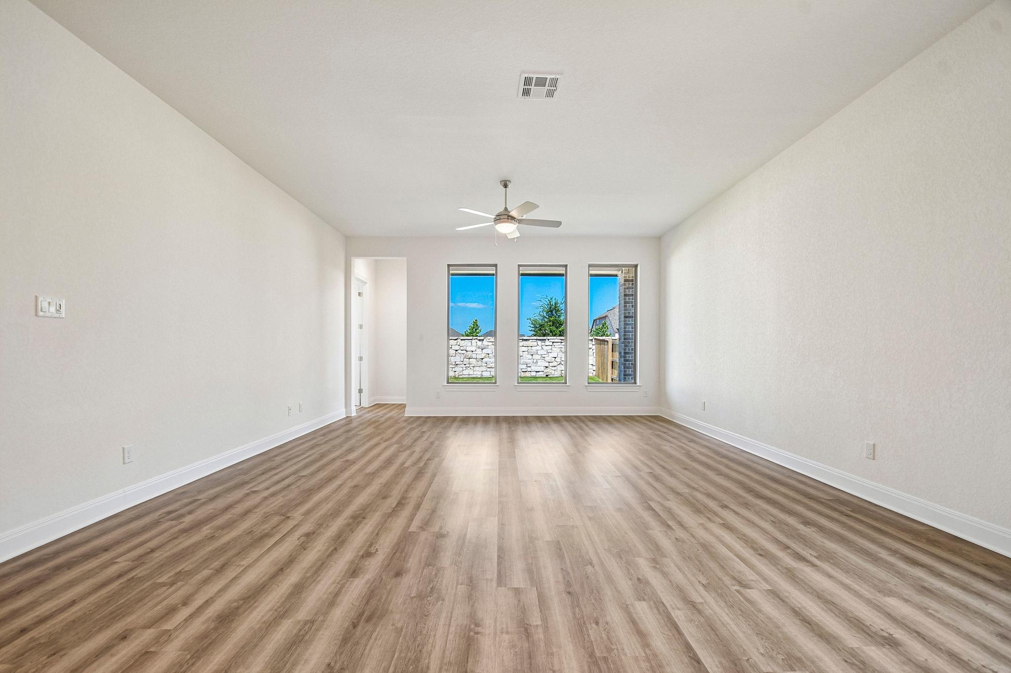 128 Prickly Poppy Loop, Kyle, TX 78640