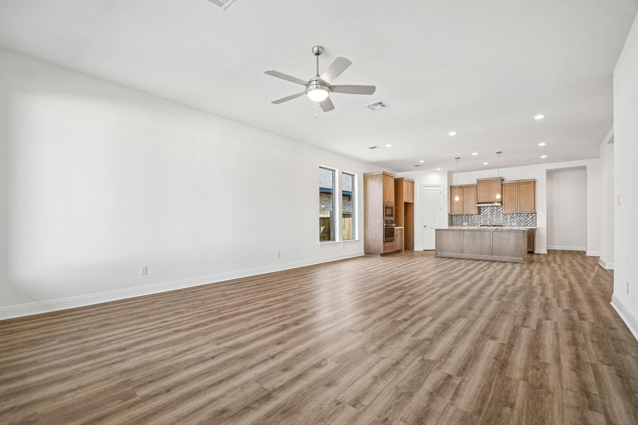 128 Prickly Poppy Loop, Kyle, TX 78640