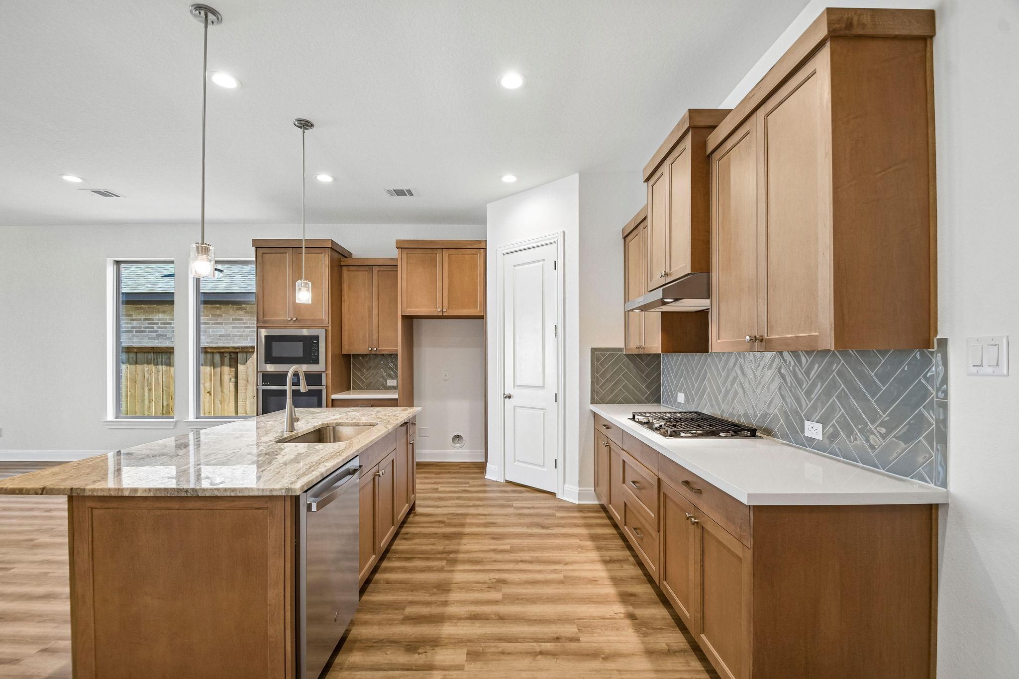 128 Prickly Poppy Loop, Kyle, TX 78640