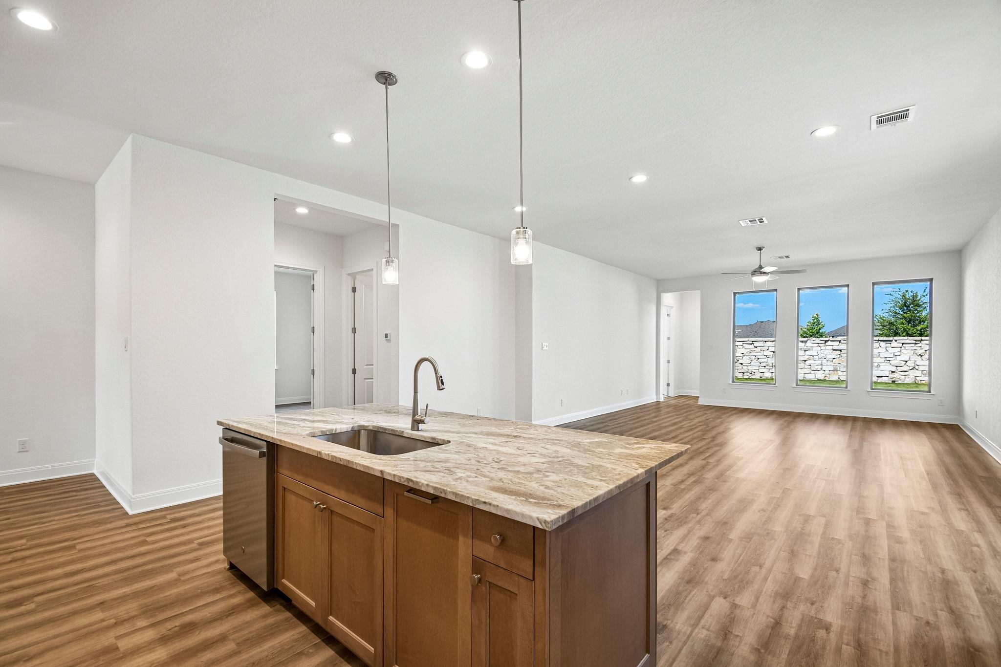 128 Prickly Poppy Loop, Kyle, TX 78640