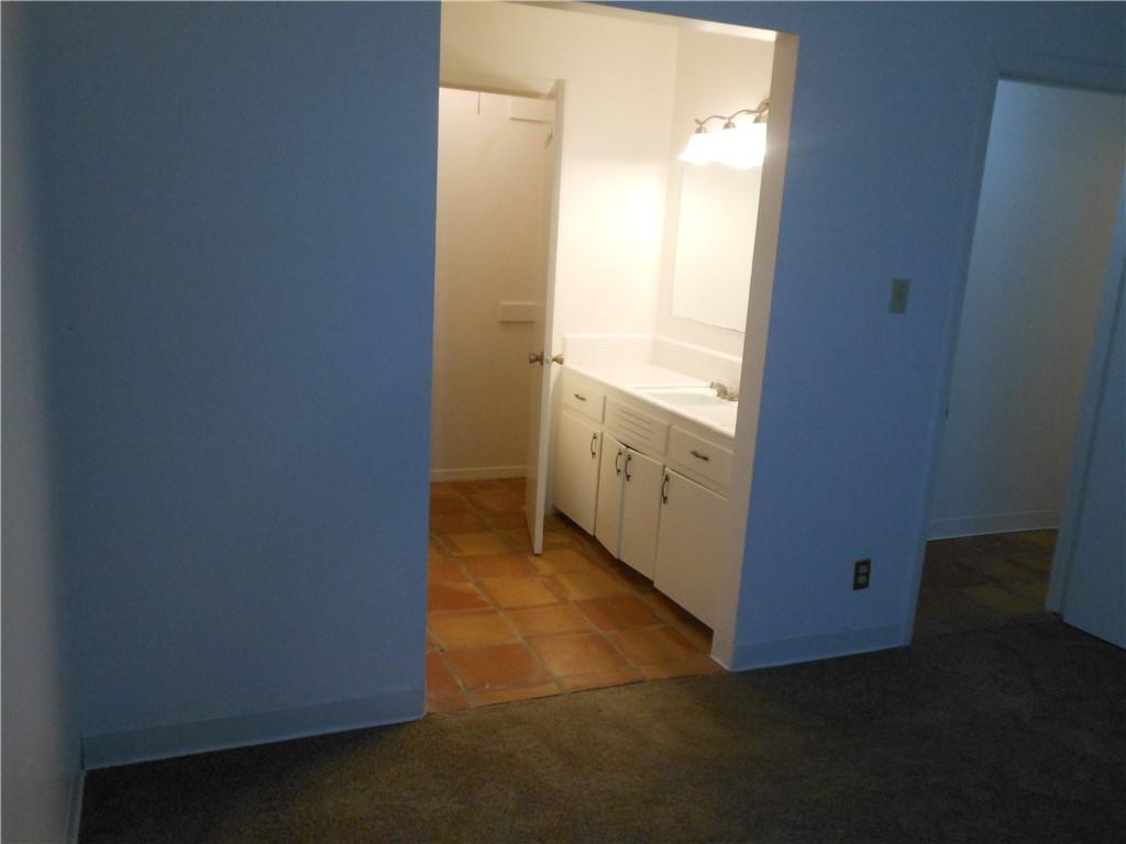 2308 Barton Skwy NW # B, Austin, TX 78704