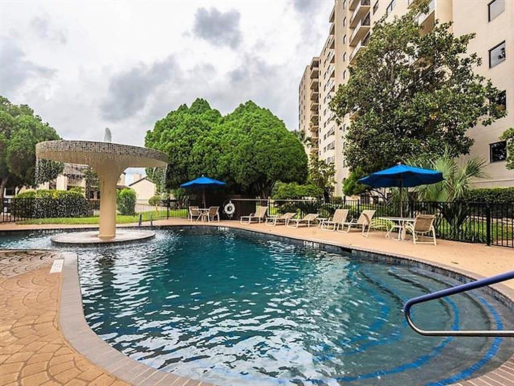 40 N Interstate 35 Highway # 4A4, Austin, TX 78701
