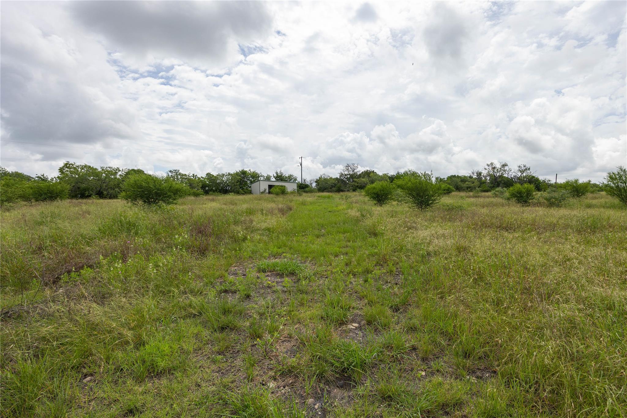 6868 Pfeil Rd, Schertz, TX 78154