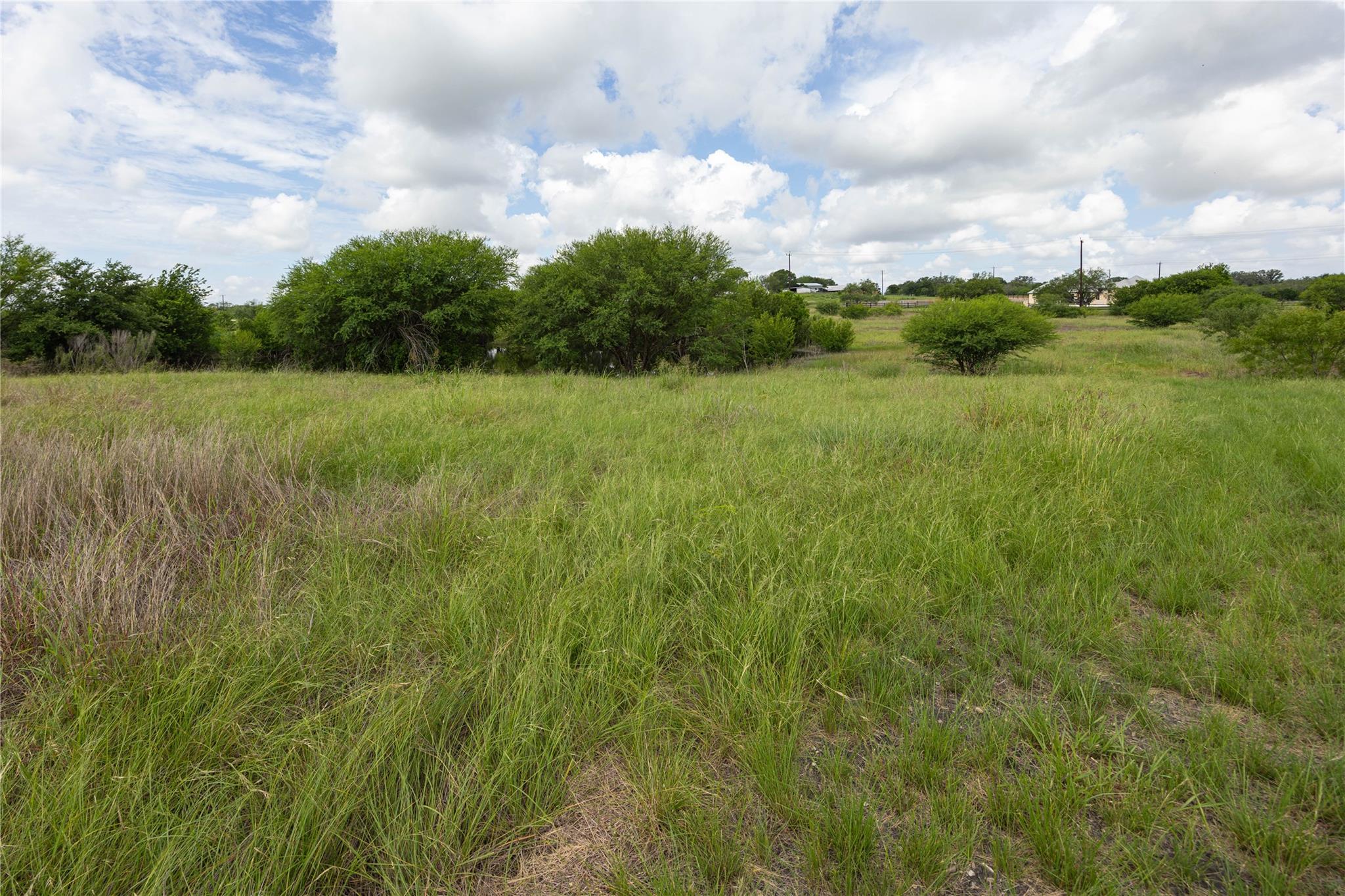 6868 Pfeil Rd, Schertz, TX 78154