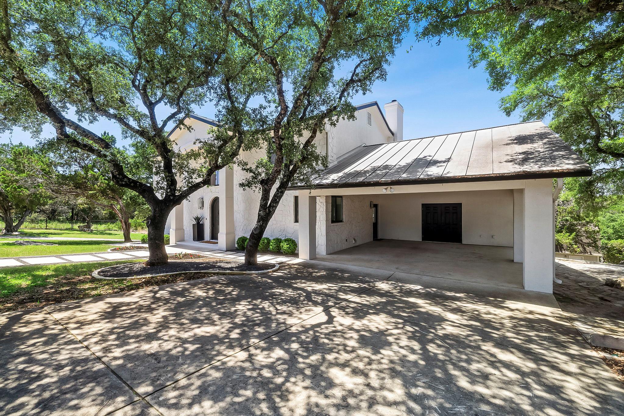 1242 Stagecoach Dr, Canyon Lake, TX 78133