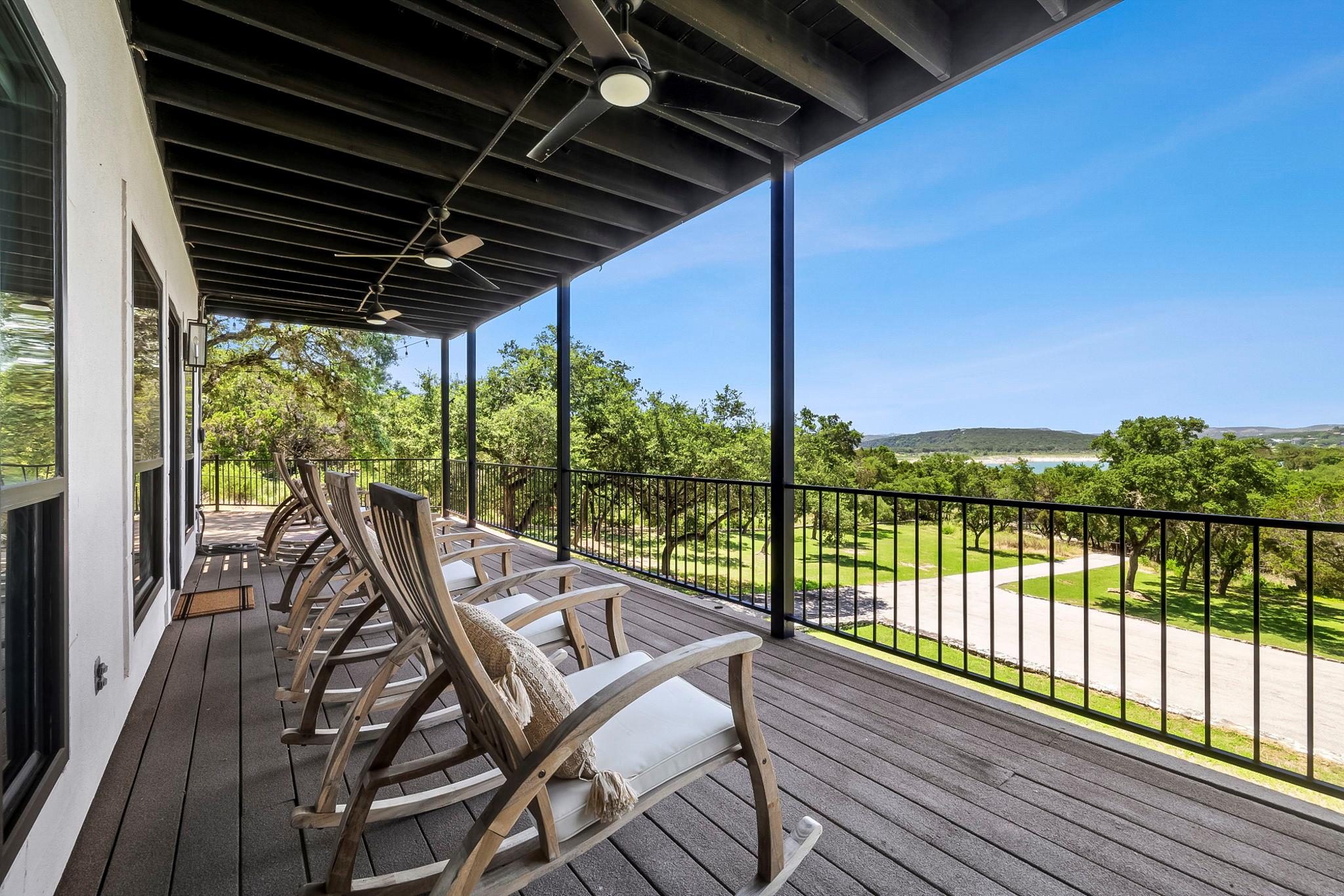 1242 Stagecoach Dr, Canyon Lake, TX 78133