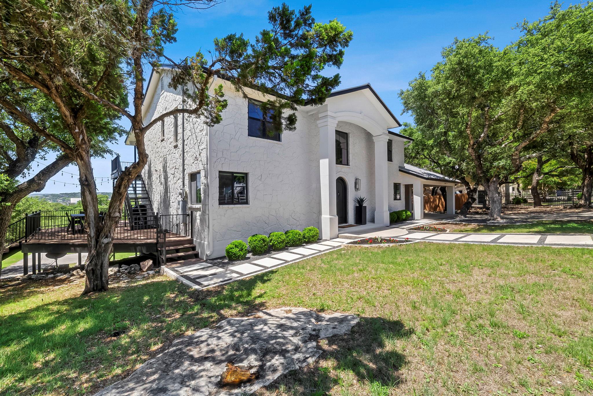 1242 Stagecoach Dr, Canyon Lake, TX 78133