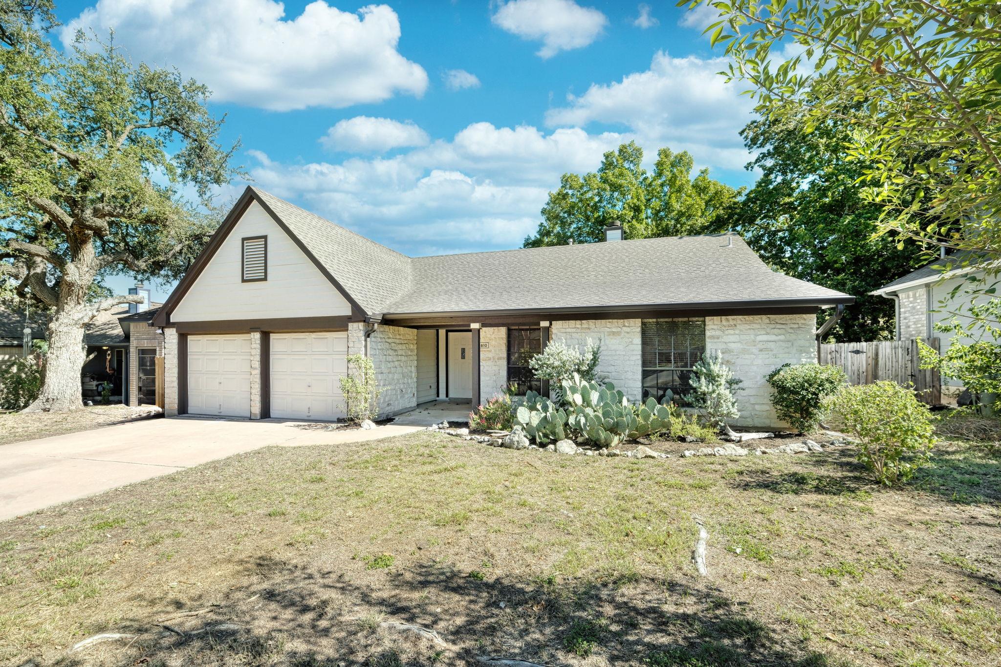 1810 Parkwood Dr, Leander, TX 78641