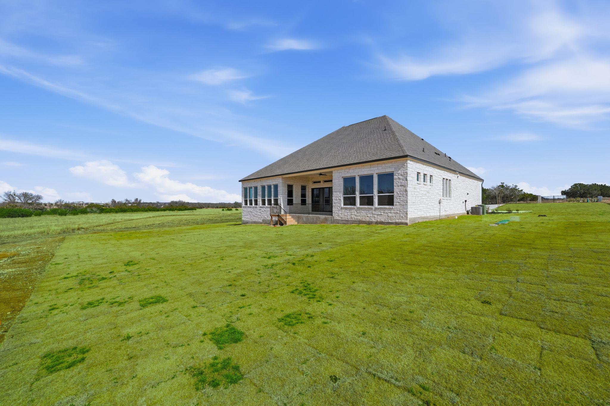 1209 Doelling Dr, Florence, TX 76527