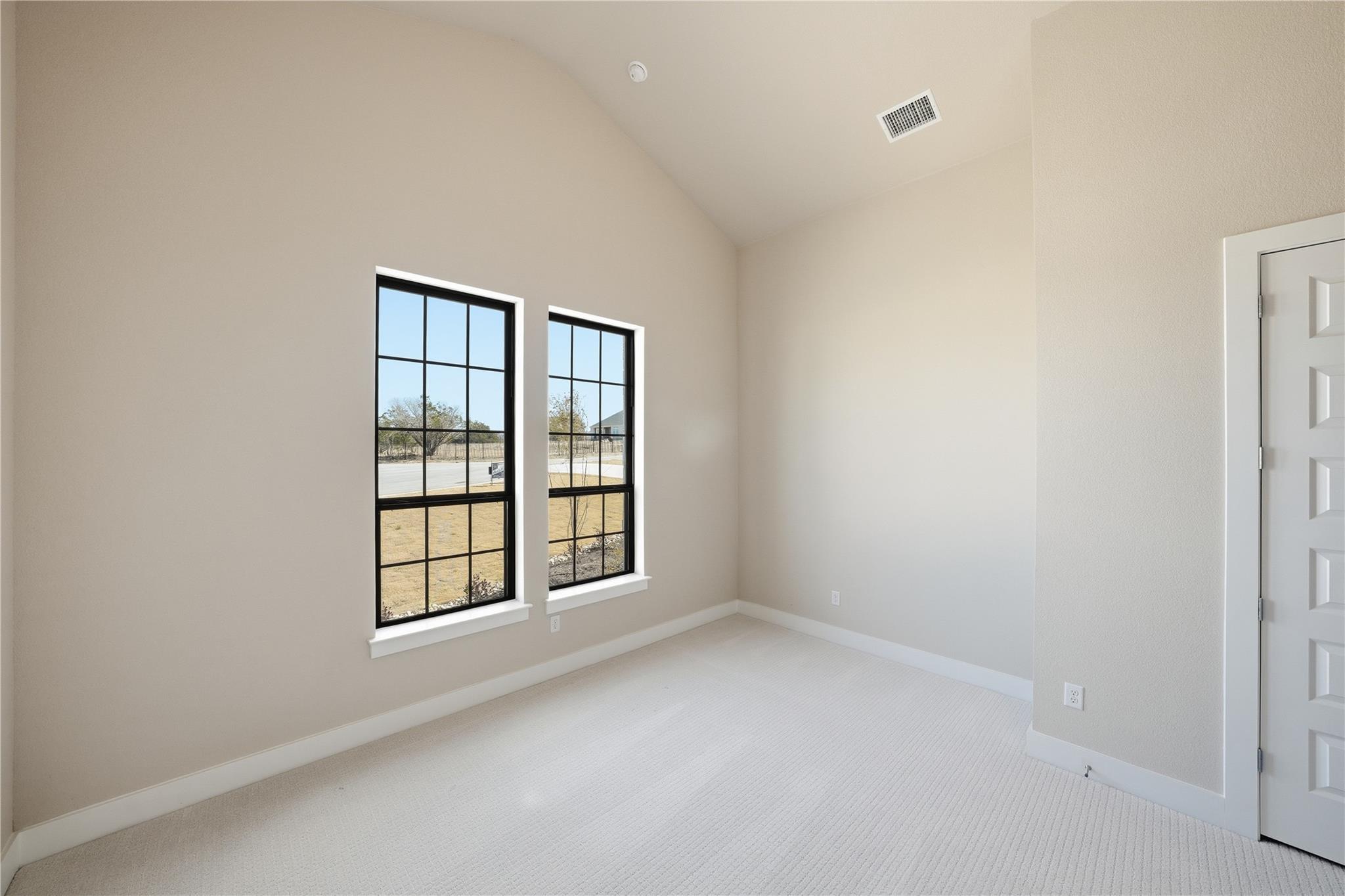 1209 Doelling Dr, Florence, TX 76527