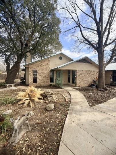728 W San Antonio St # 106A, Lockhart, TX 78644