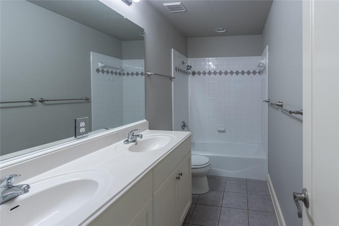 306 E 34th St # A, Austin, TX 78705