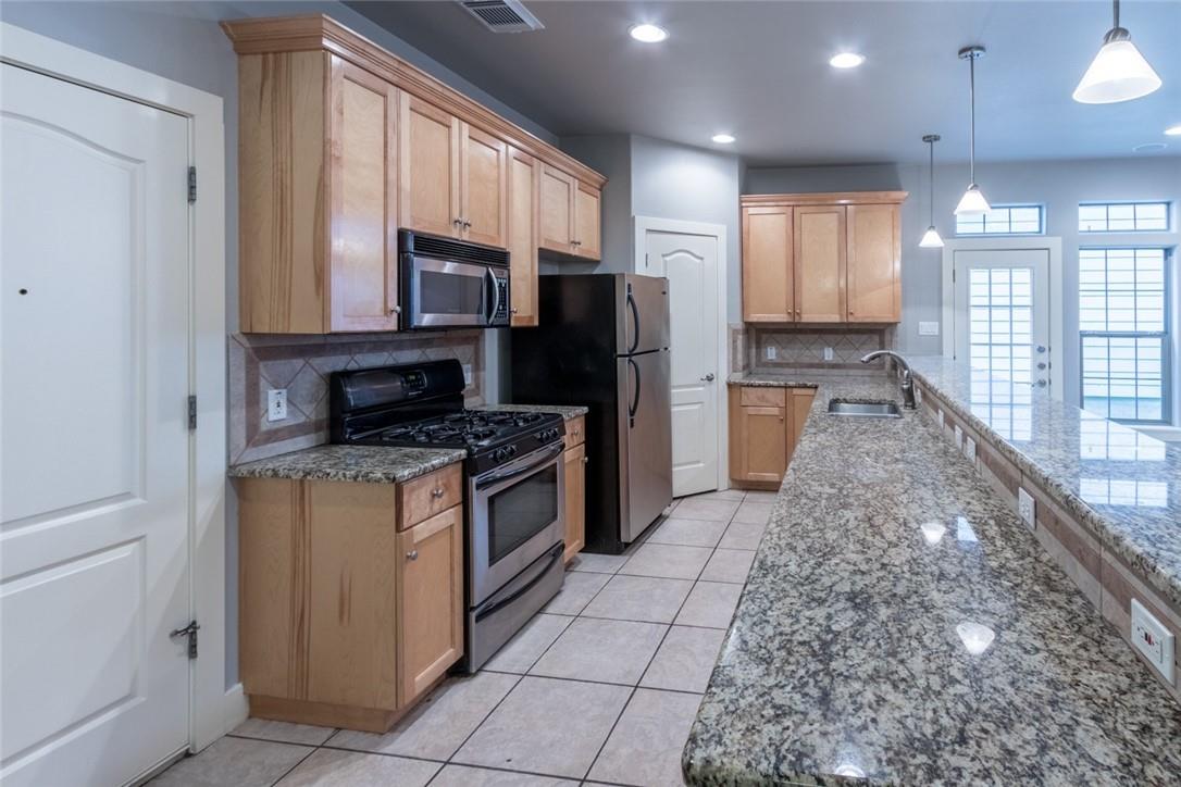 306 E 34th St # A, Austin, TX 78705