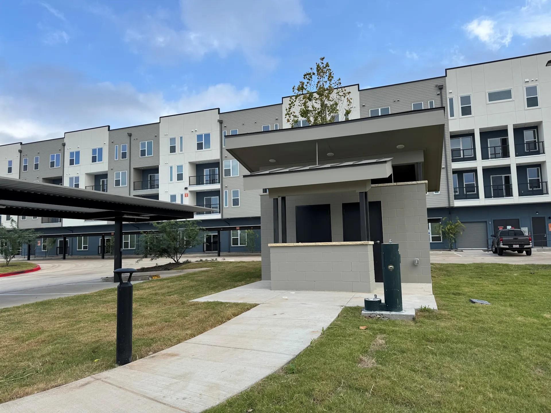 320 Goll St # 2236, Kyle, TX 78640