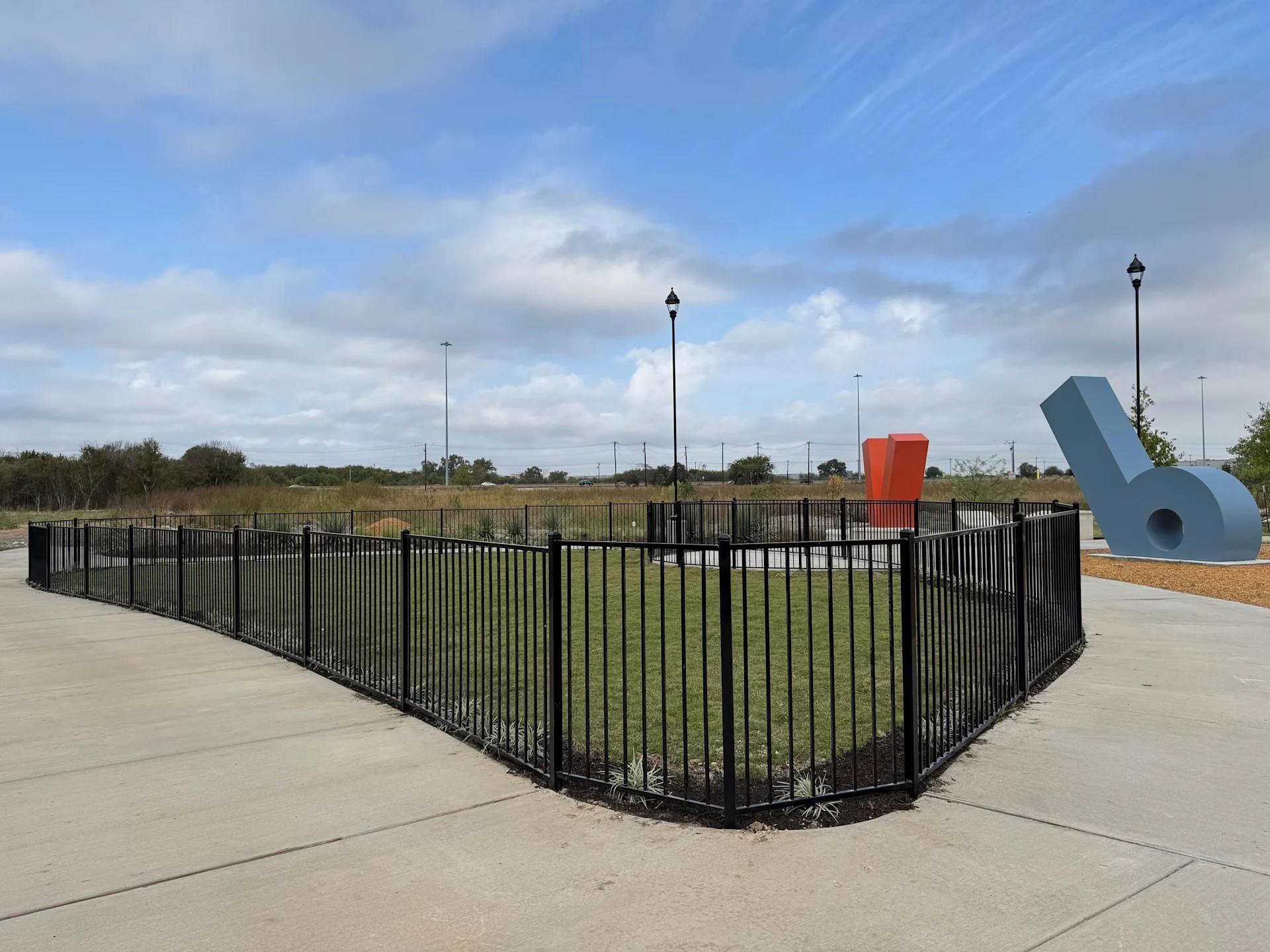 320 Goll St # 2236, Kyle, TX 78640