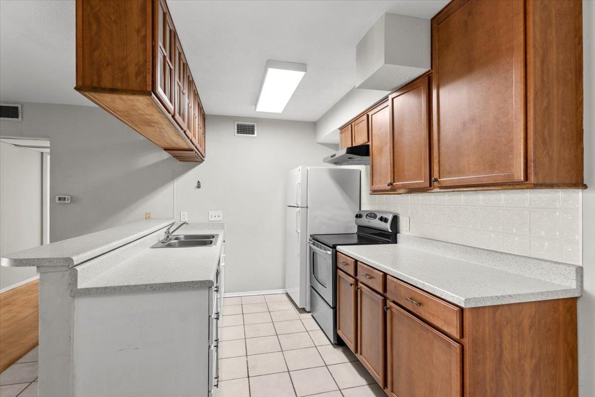 910 Duncan Ln # 57, Austin, TX 78705