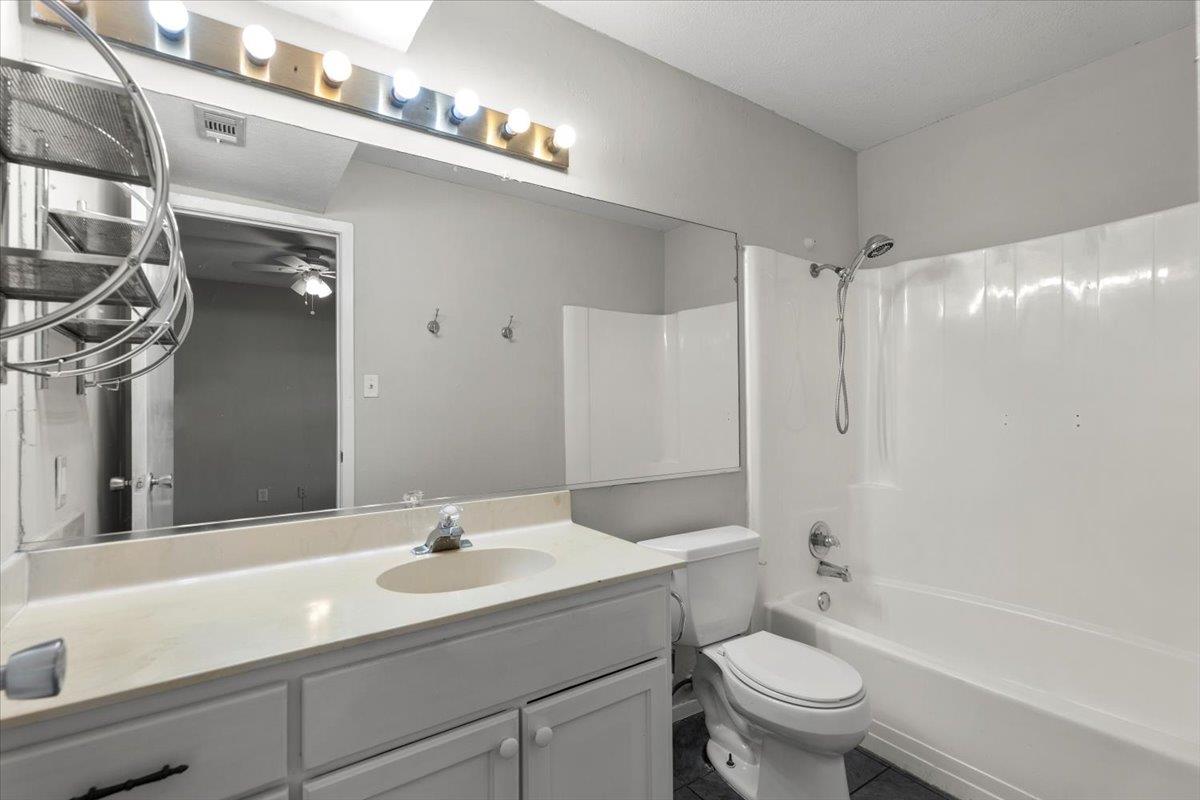 910 Duncan Ln # 57, Austin, TX 78705