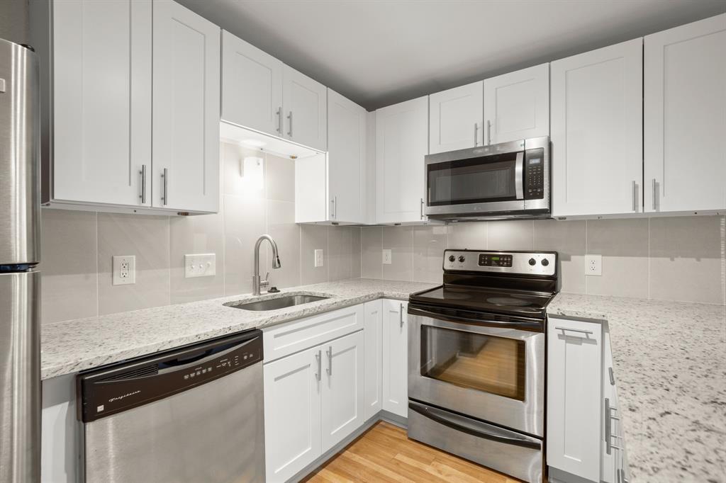 1013 W 23rd St # 104, Austin, TX 78705
