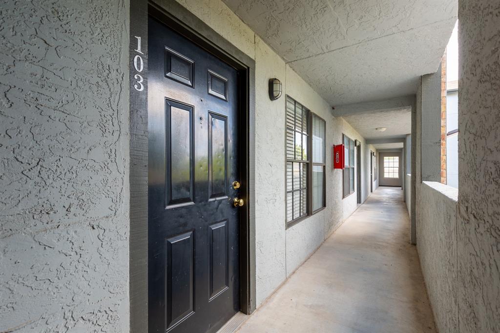 1013 W 23rd St # 104, Austin, TX 78705