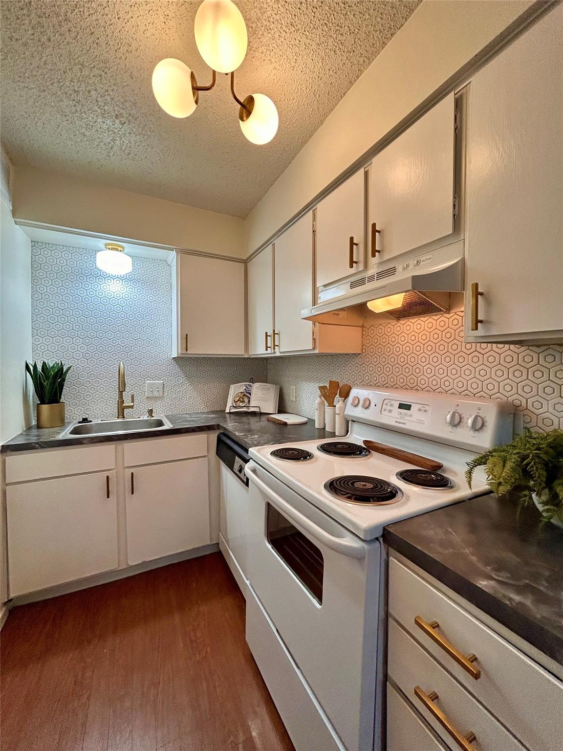 4209 Avenue B # 103, Austin, TX 78751
