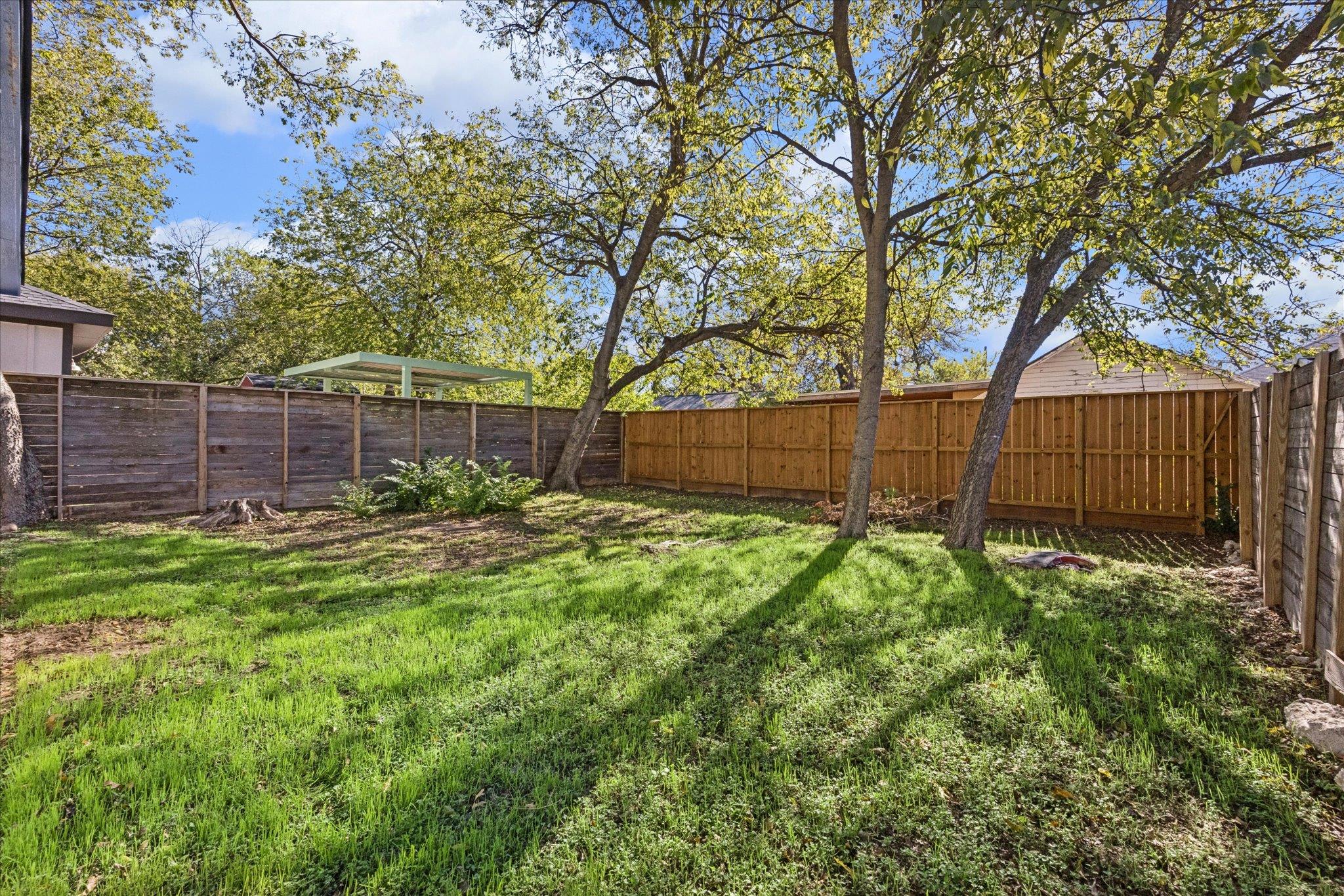 907 E 53rd St, Austin, TX 78751