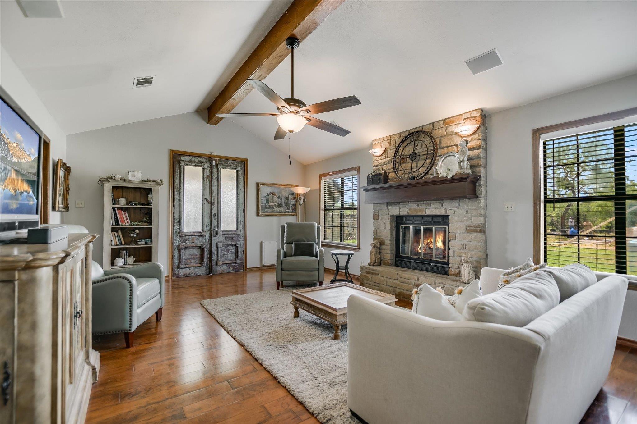 603 Sun Ray, Horseshoe Bay, TX 78657