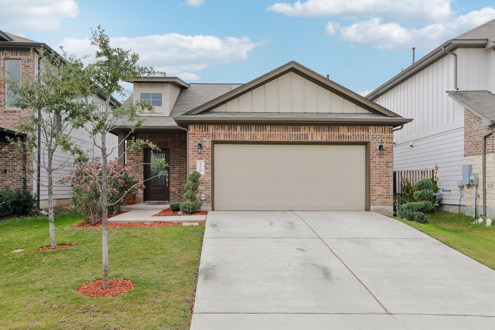 176 Mayney Ln, Leander, TX 78641