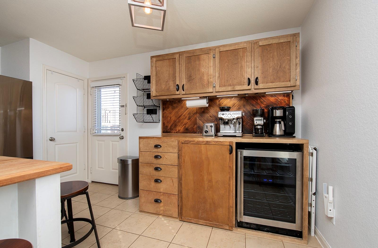 216 Millers Loop, Jarrell, TX 76537