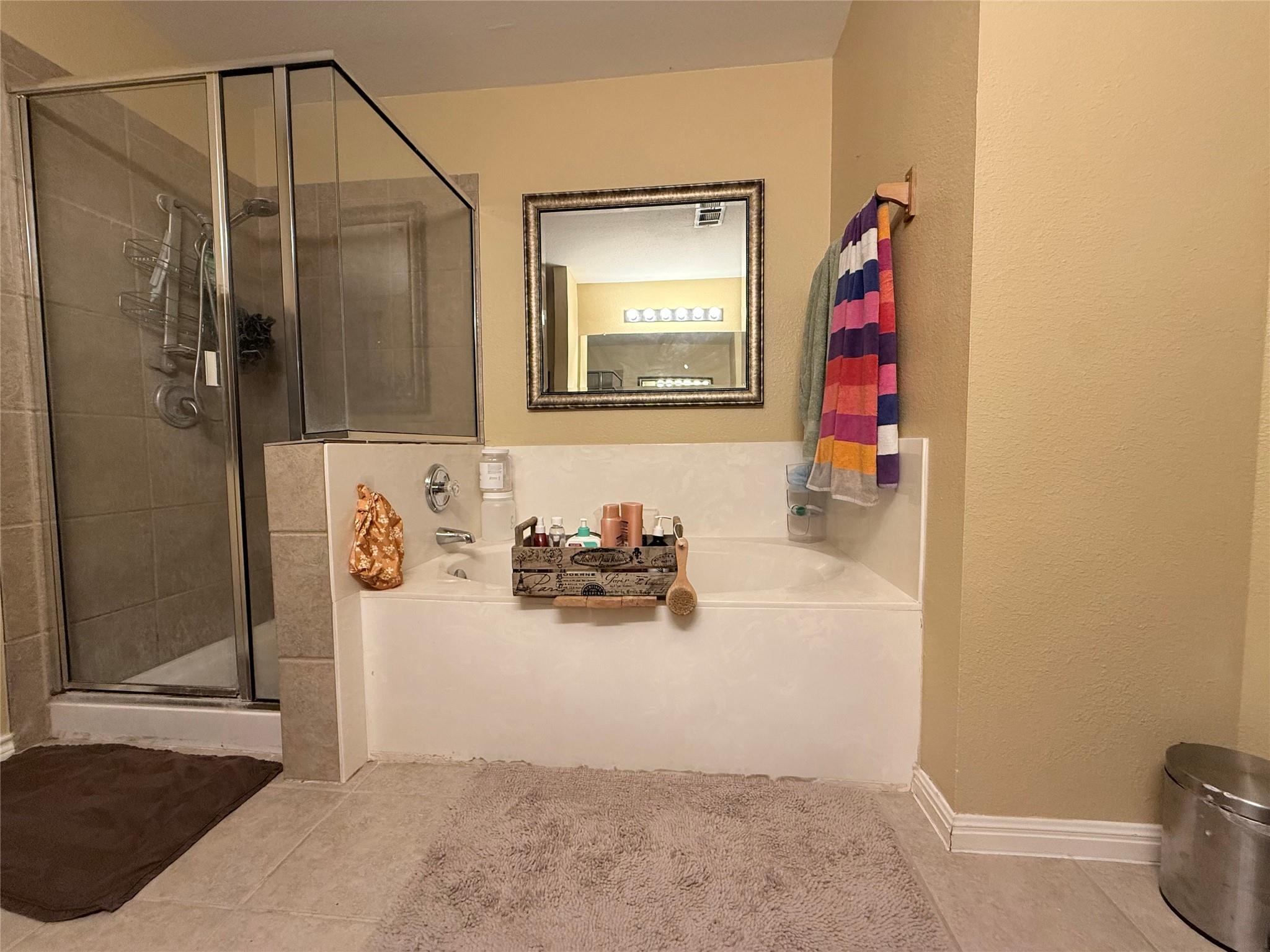 411 Estate Dr, Hutto, TX 78634
