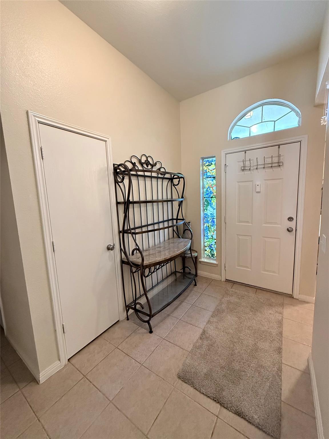 411 Estate Dr, Hutto, TX 78634