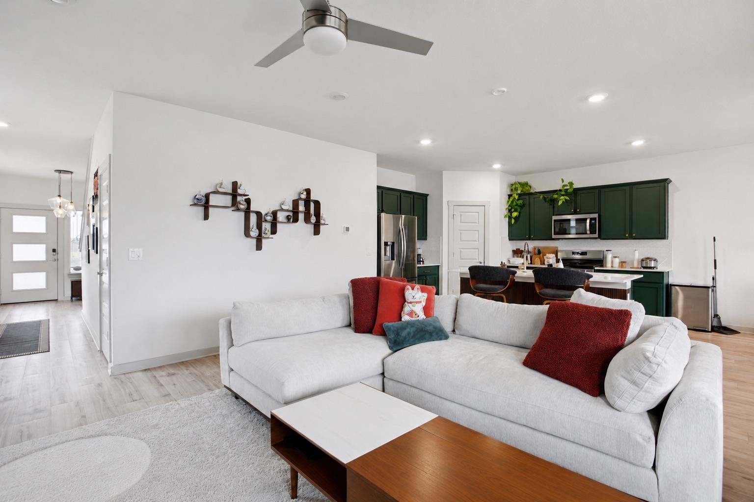 204 Cupreata Ln, Leander, TX 78641