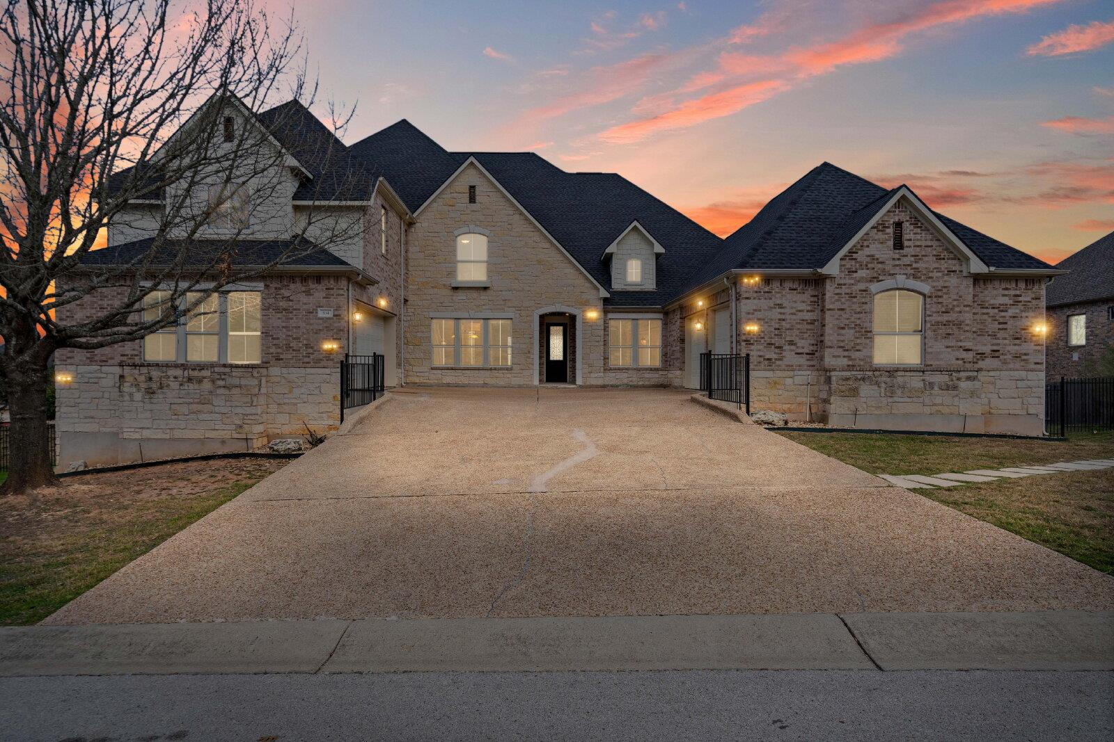 334 Blazing Star Dr, Austin, TX 78737