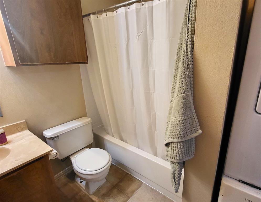 114 E 31st St # 201, Austin, TX 78705