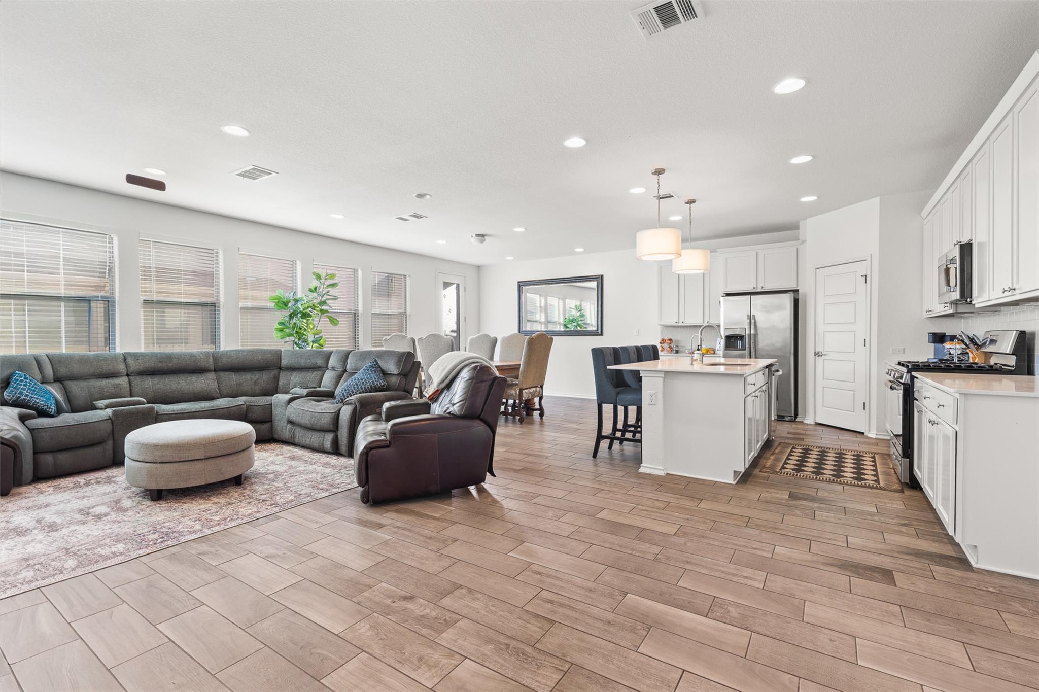 9107 Moonstone Dr, Austin, TX 78729